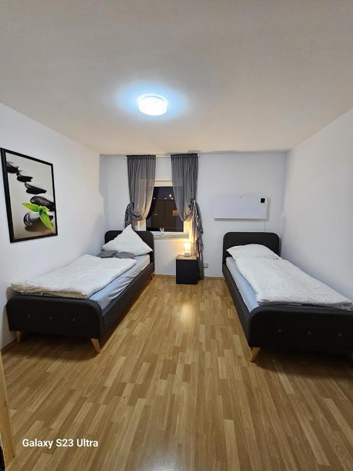 M&L Wohnen 2 Apartment เอสเซน ภายนอก รูปภาพ